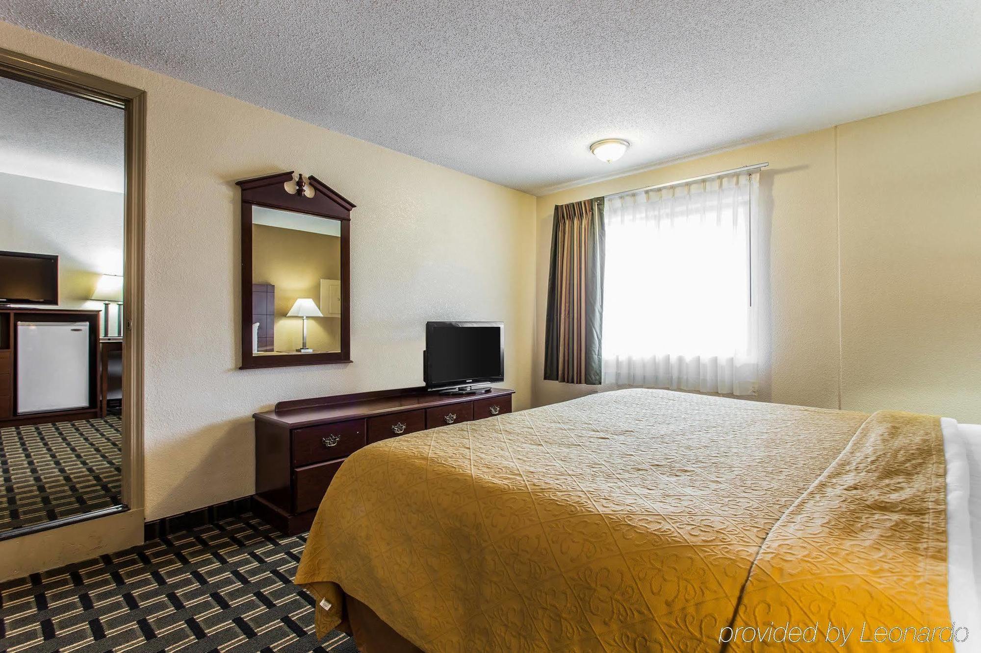 Quality Inn & Suites Morrow Atlanta South Extérieur photo